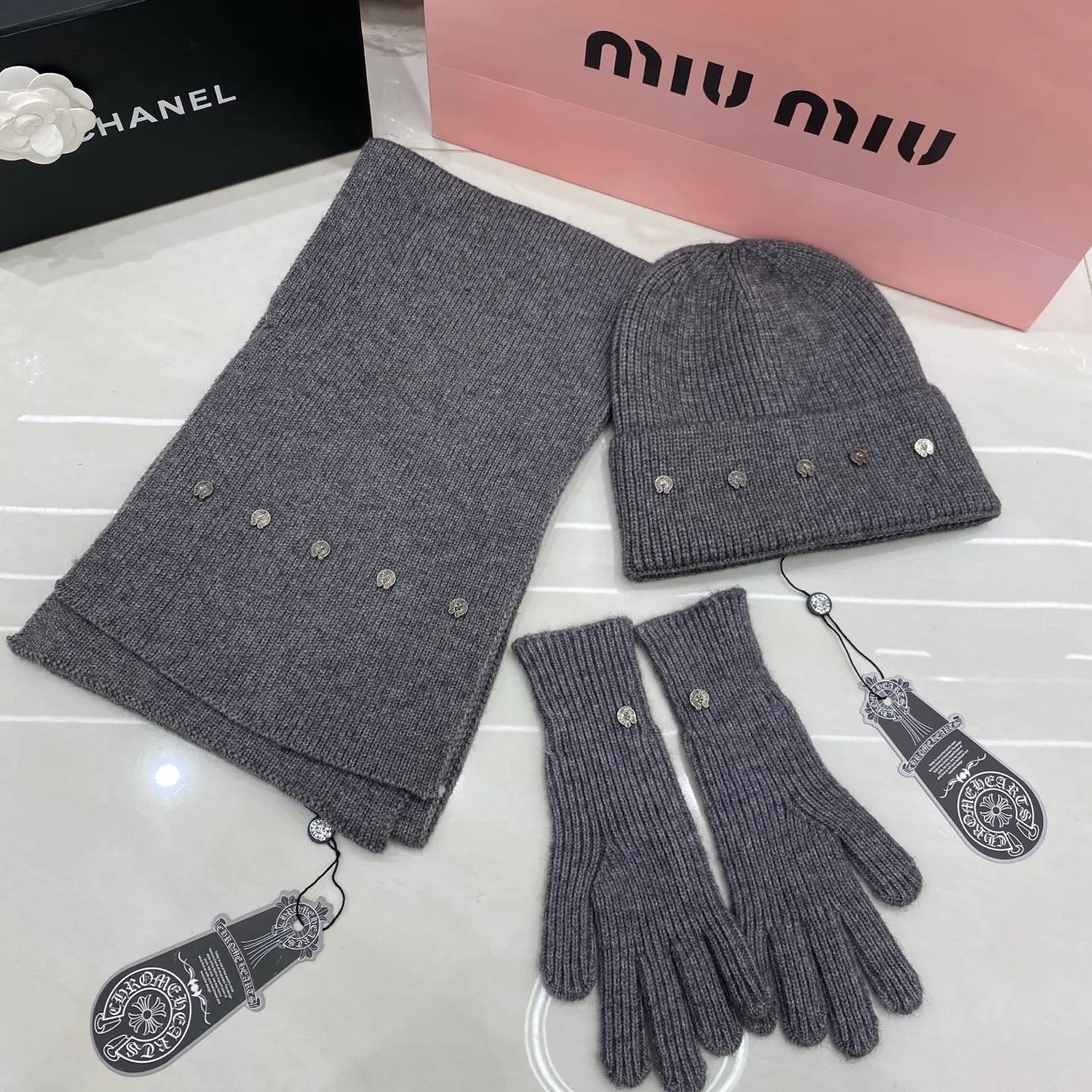 Croxin three-piece set cashmere knitted hat+scarf🧣+gloves🧤